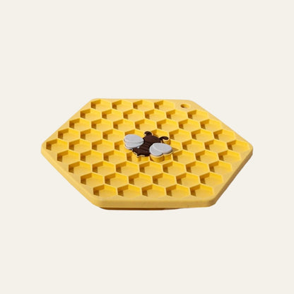Great&Small Bee Hive Silicone Snack Pad