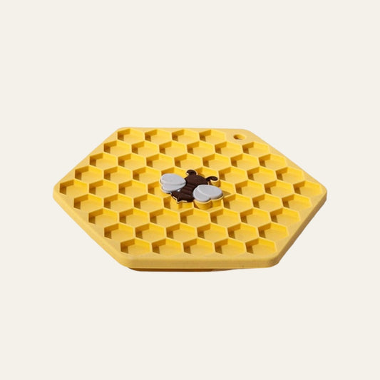 Great&Small Bee Hive Silicone Snack Pad